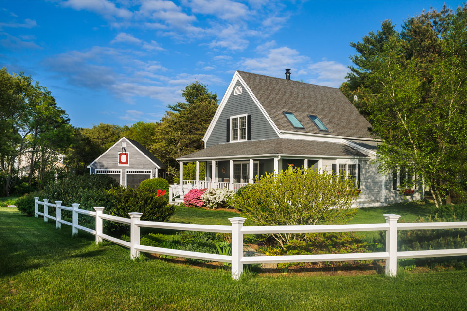 Image of the exterior of a beautiful New England house